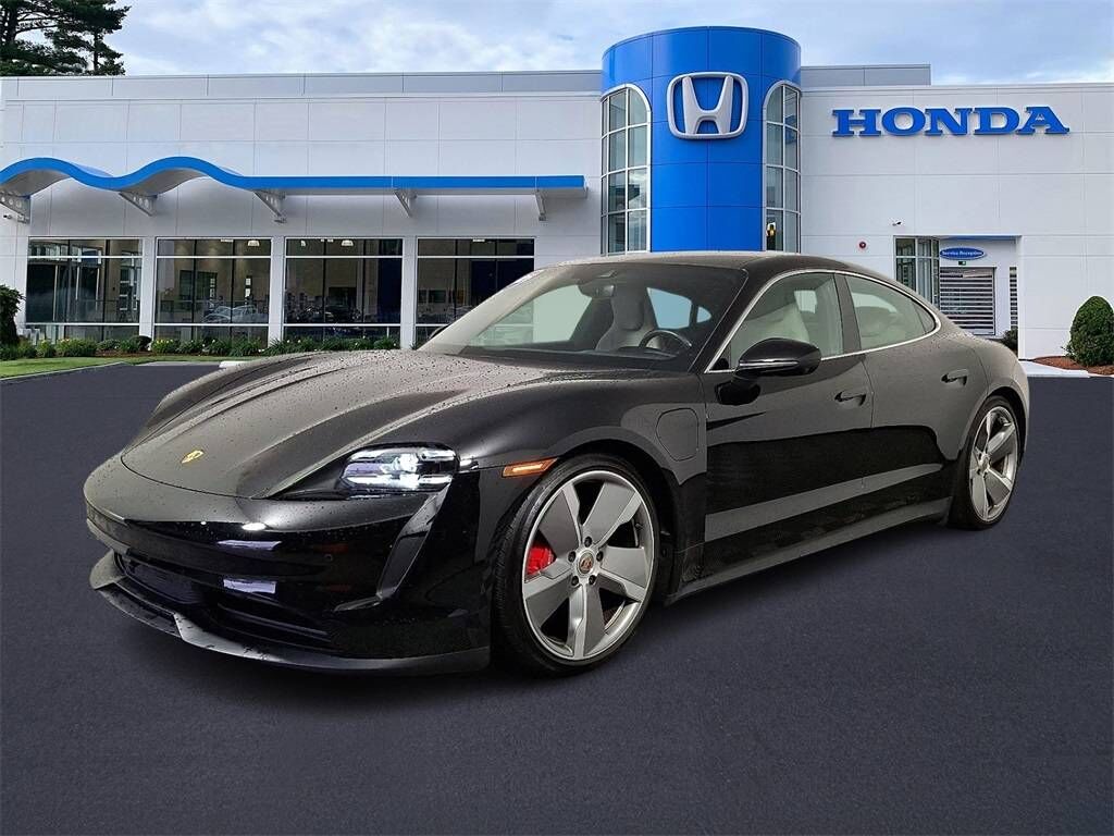 2021 PORSCHE Taycan