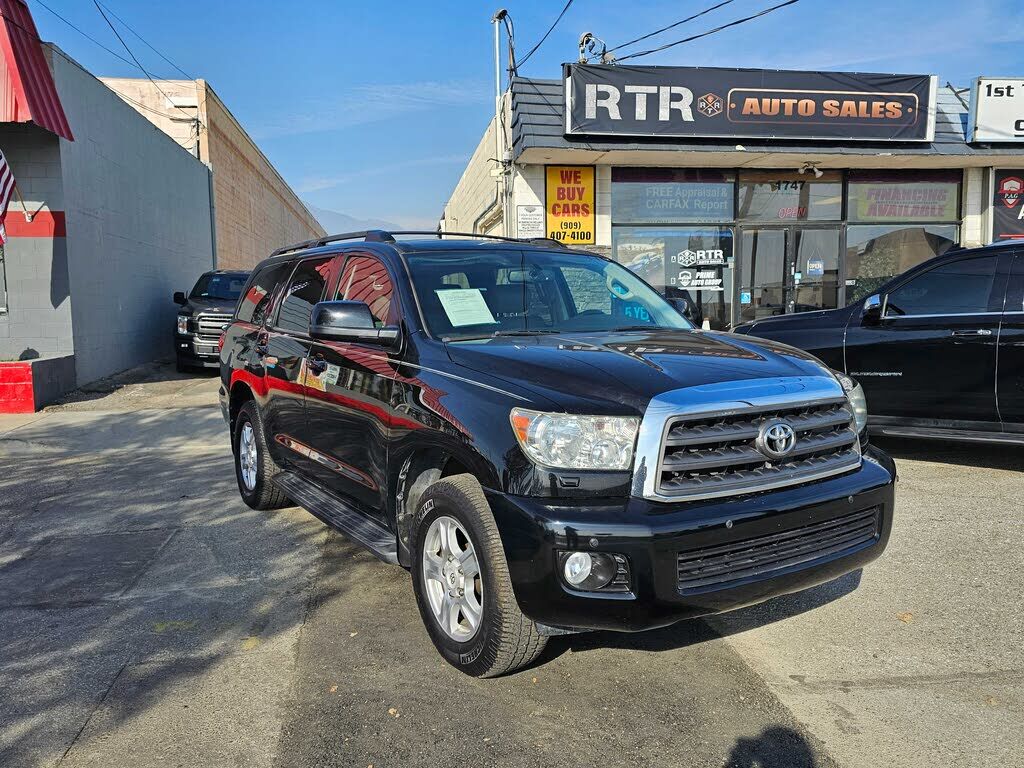 Toyota Sequoia