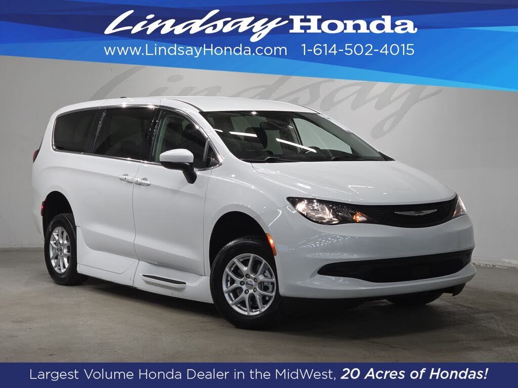 2022 CHRYSLER Pacifica