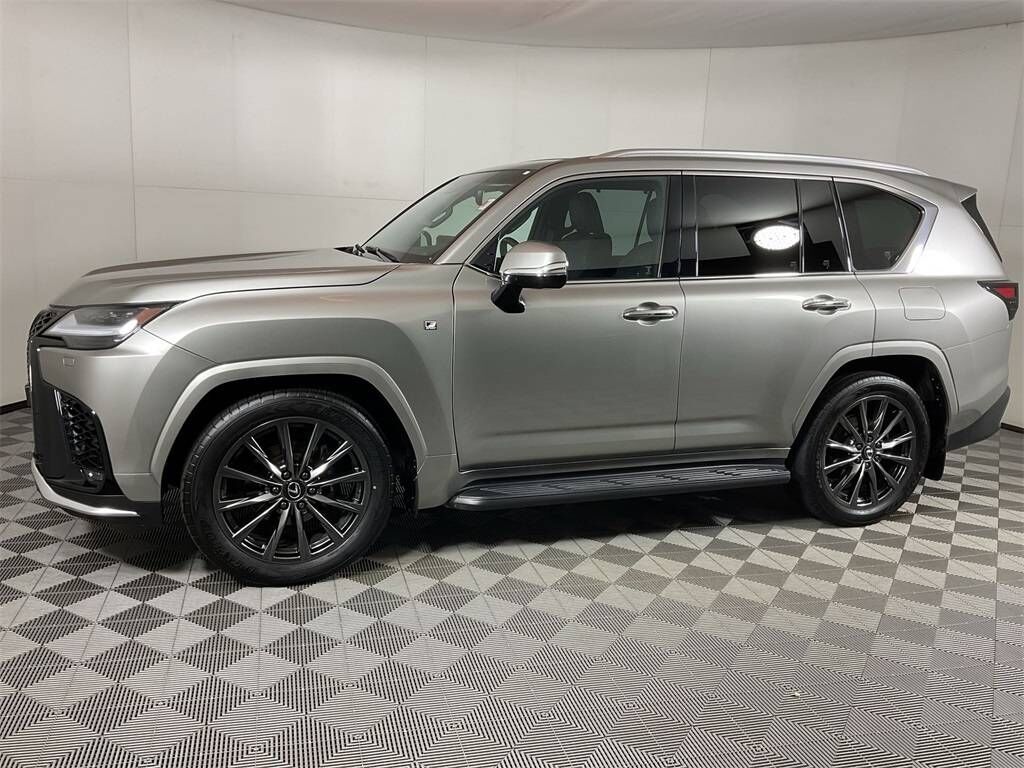 2024 LEXUS LX