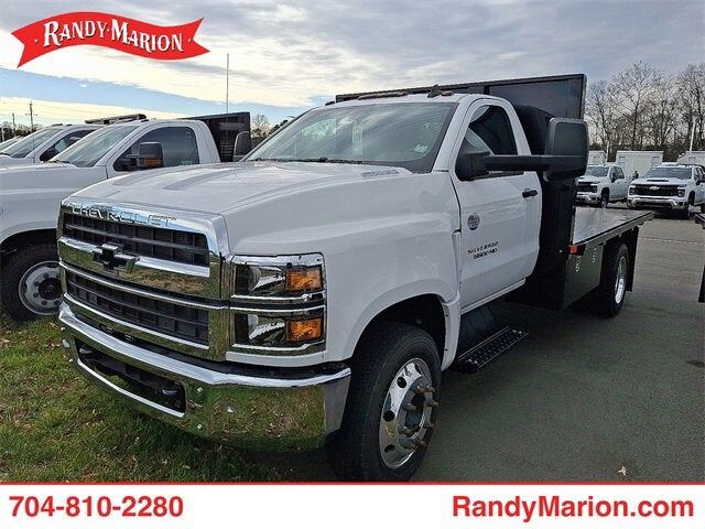 2023 GMC Silverado Medium Duty