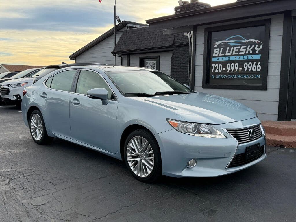 2013 LEXUS ES