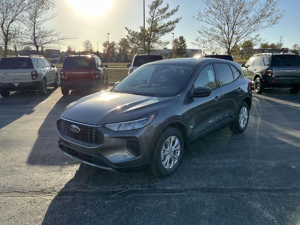 2025 FORD Escape