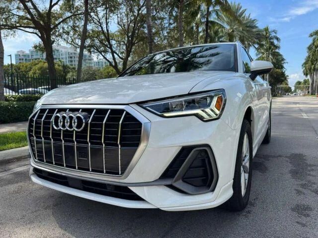 2023 Audi Q3