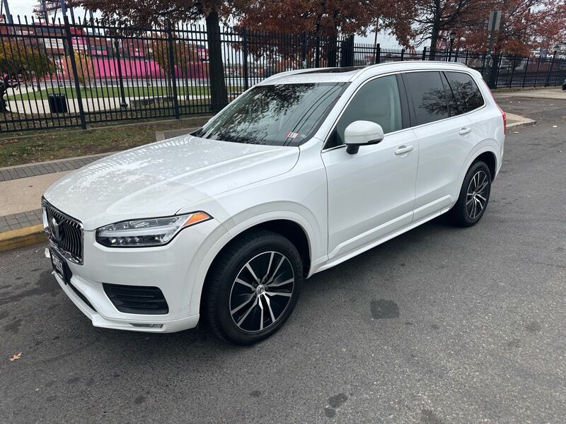 2020 VOLVO XC90