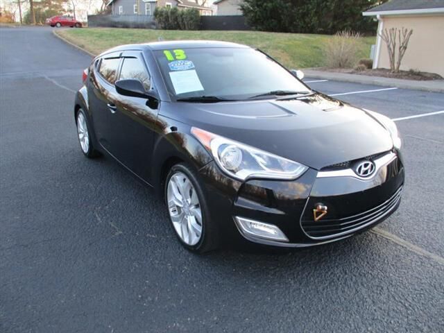 2013 HYUNDAI Veloster
