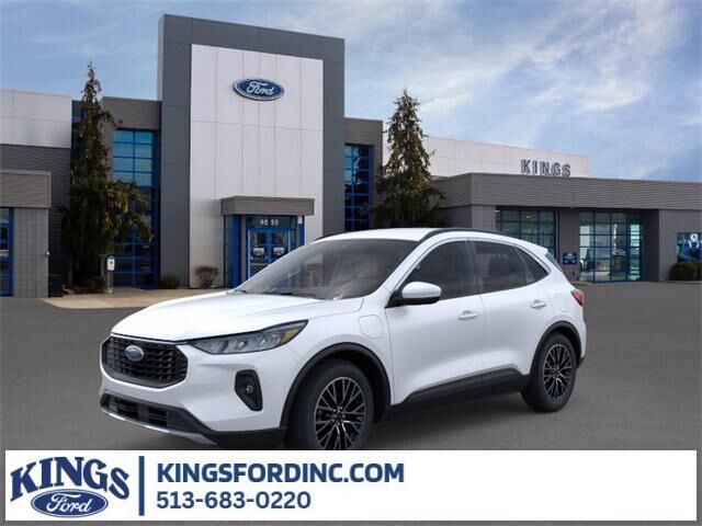 2024 FORD Escape