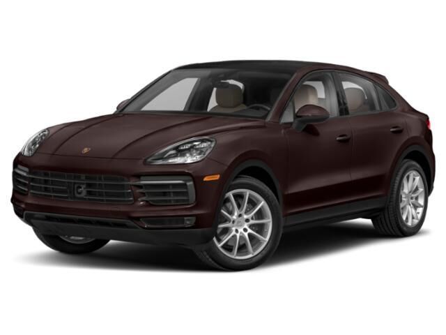 2022 PORSCHE Cayenne