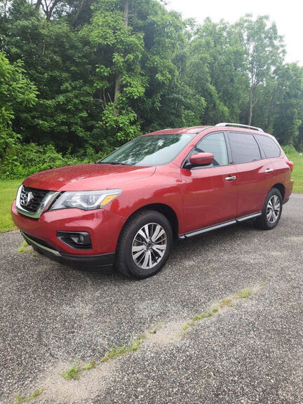 2017 NISSAN Pathfinder