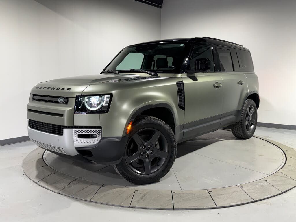 2022 LAND ROVER Defender