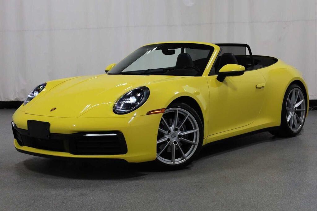 2022 PORSCHE 911
