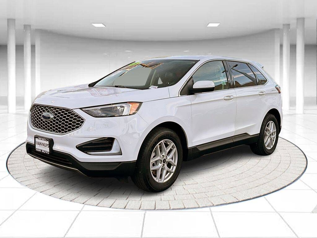 2023 FORD Edge