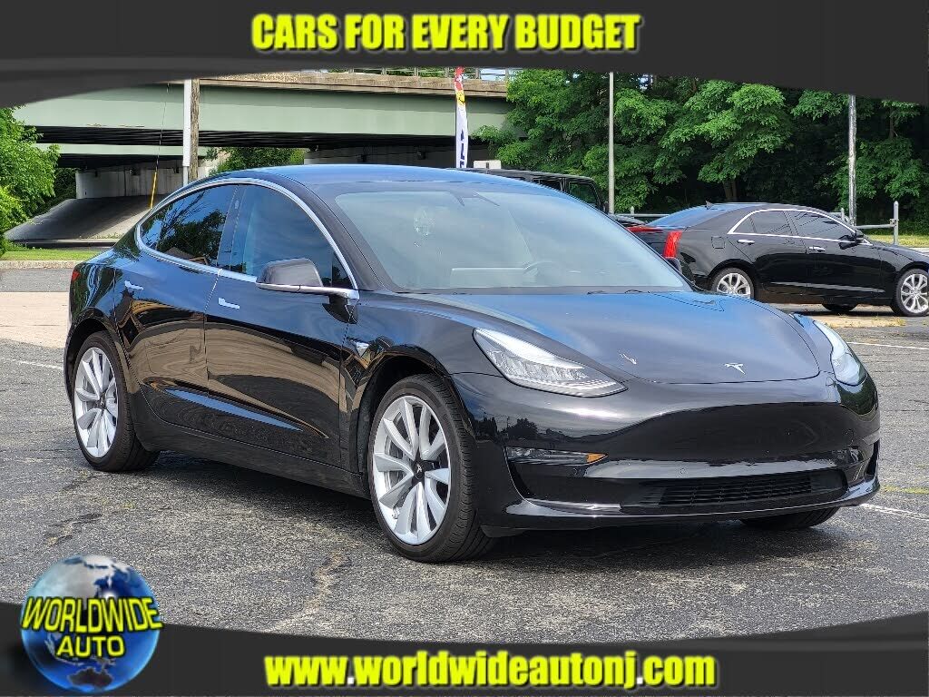 2018 TESLA Model 3