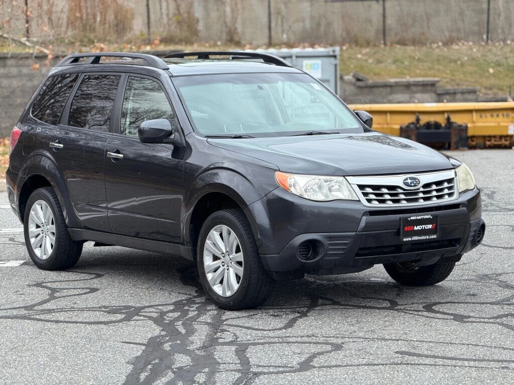 2013 SUBARU Forester