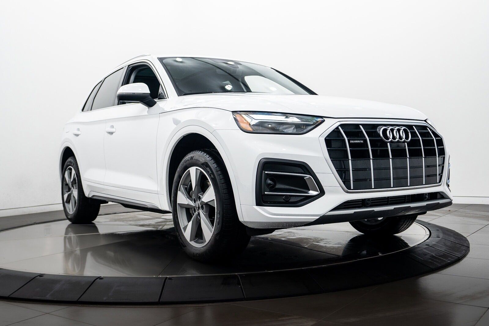 2024 AUDI Q5