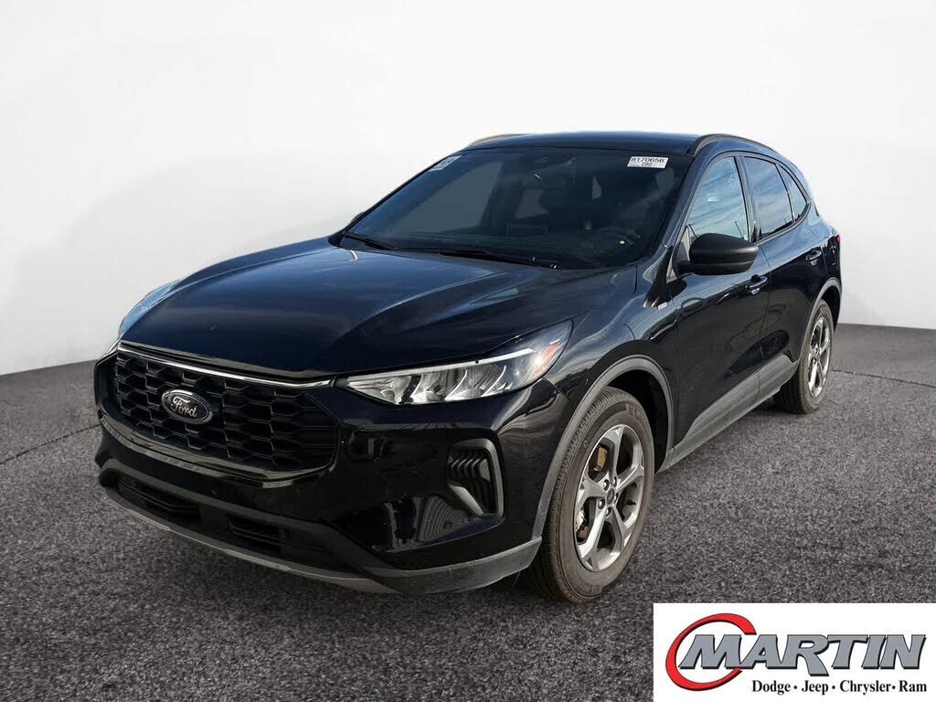 2025 FORD Escape