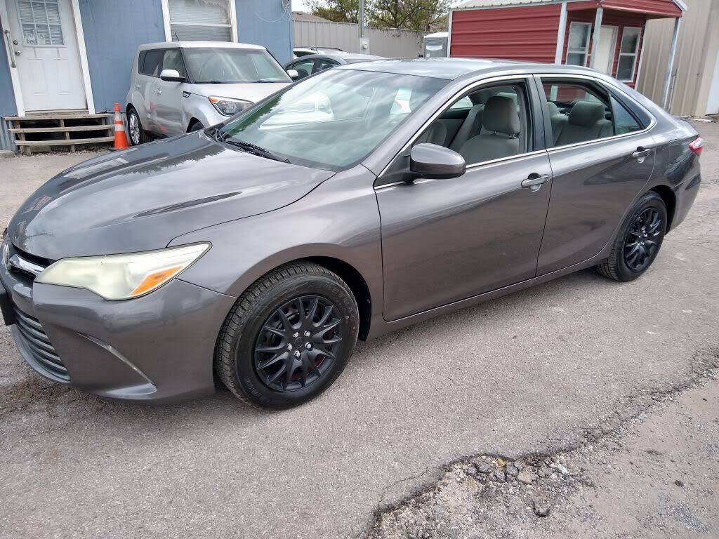 2015 TOYOTA Camry