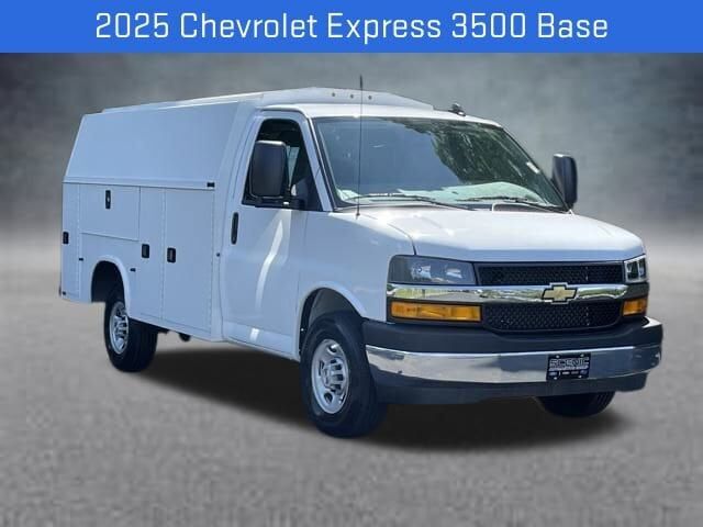 2025 CHEVROLET Express