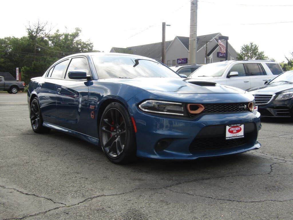 2021 DODGE Charger