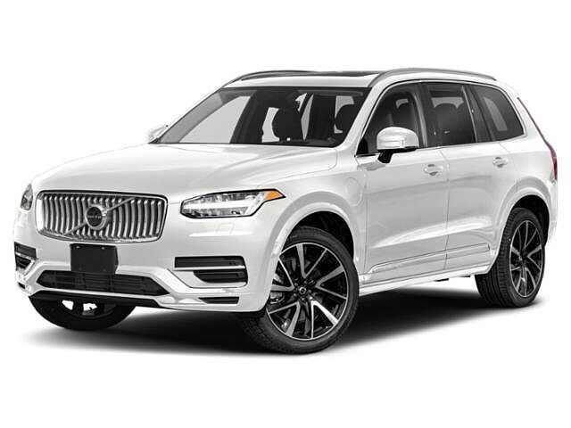 2022 VOLVO XC90
