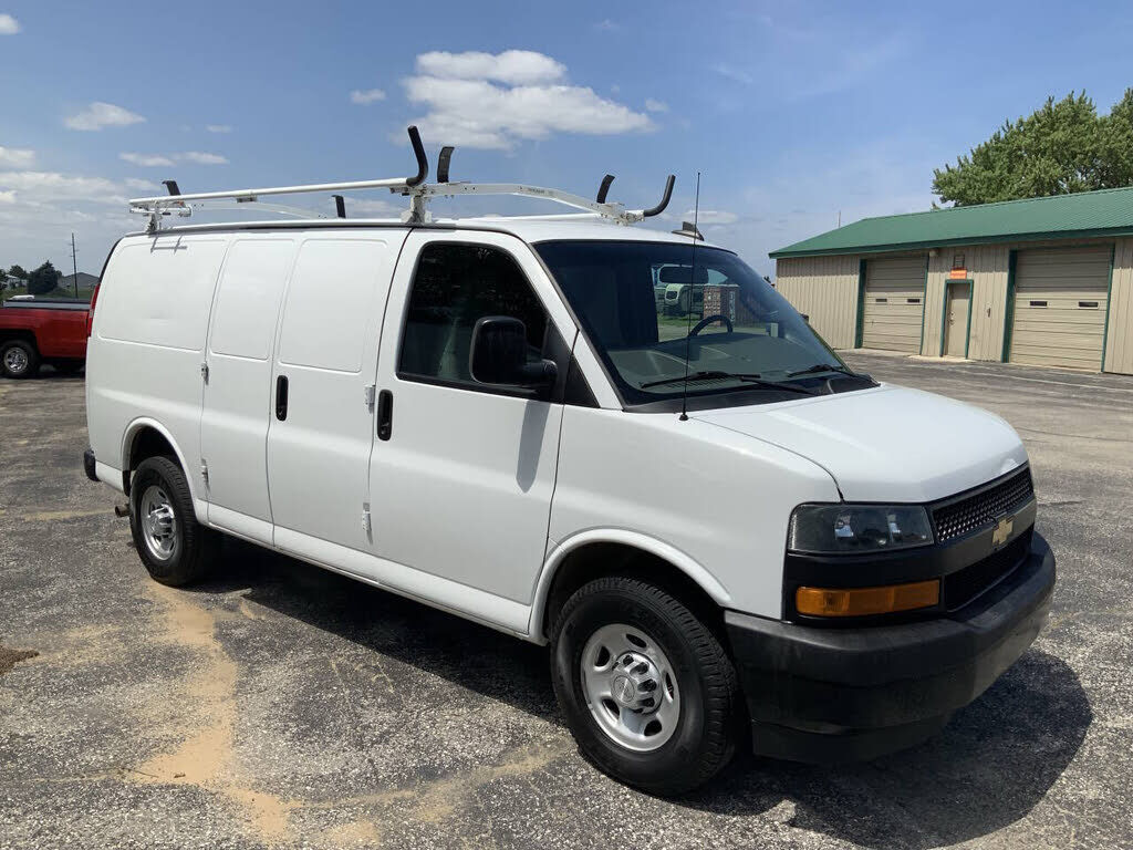 2020 CHEVROLET Express
