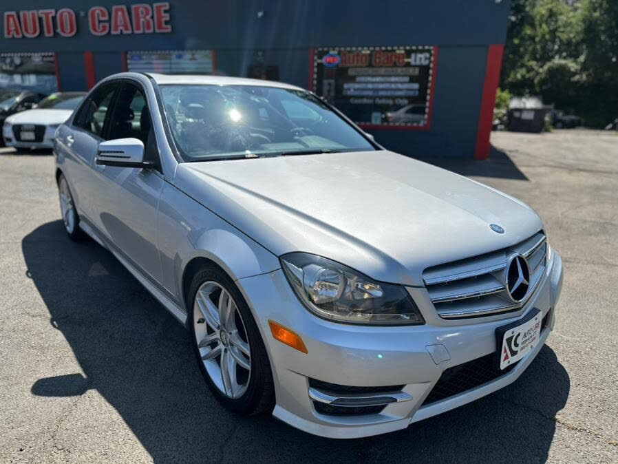 2013 MERCEDES-BENZ C-Class
