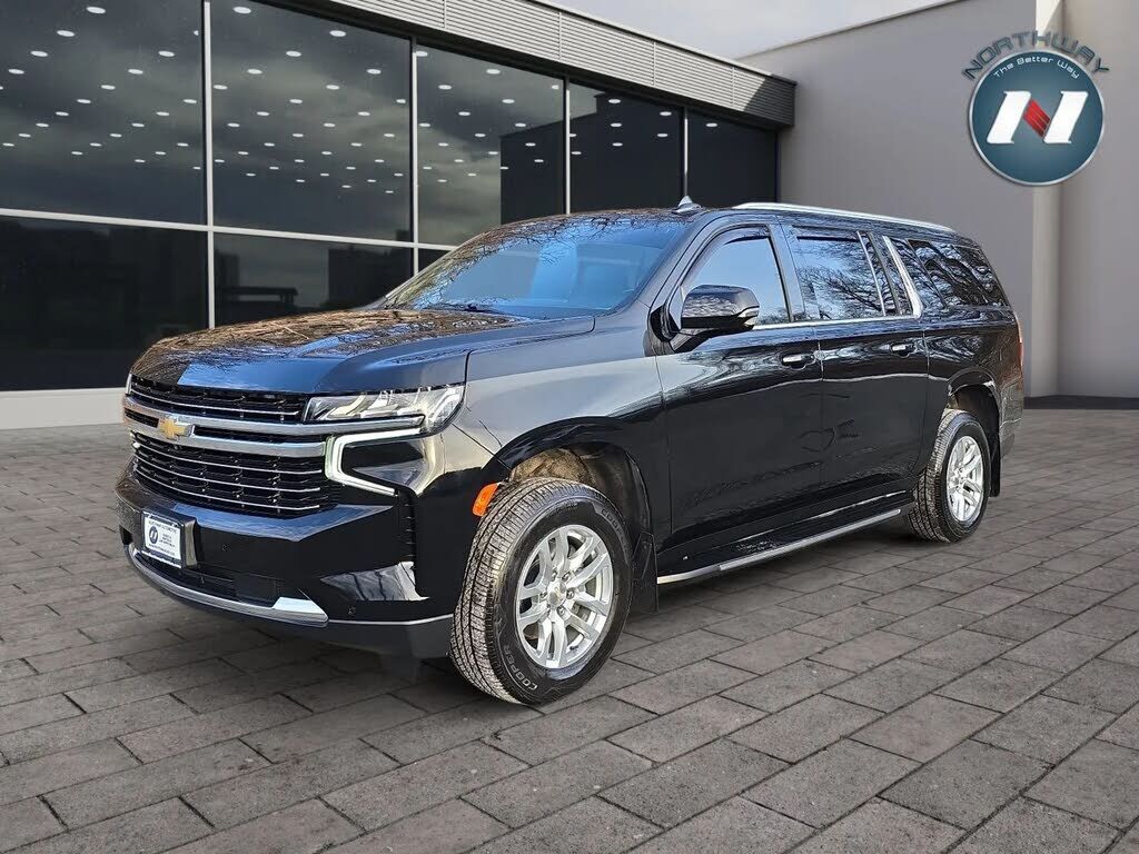 2022 CHEVROLET Suburban