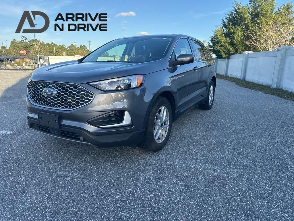 2023 FORD Edge