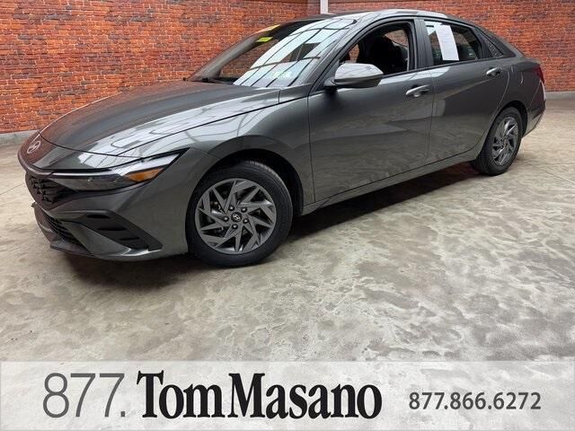 2024 HYUNDAI Elantra
