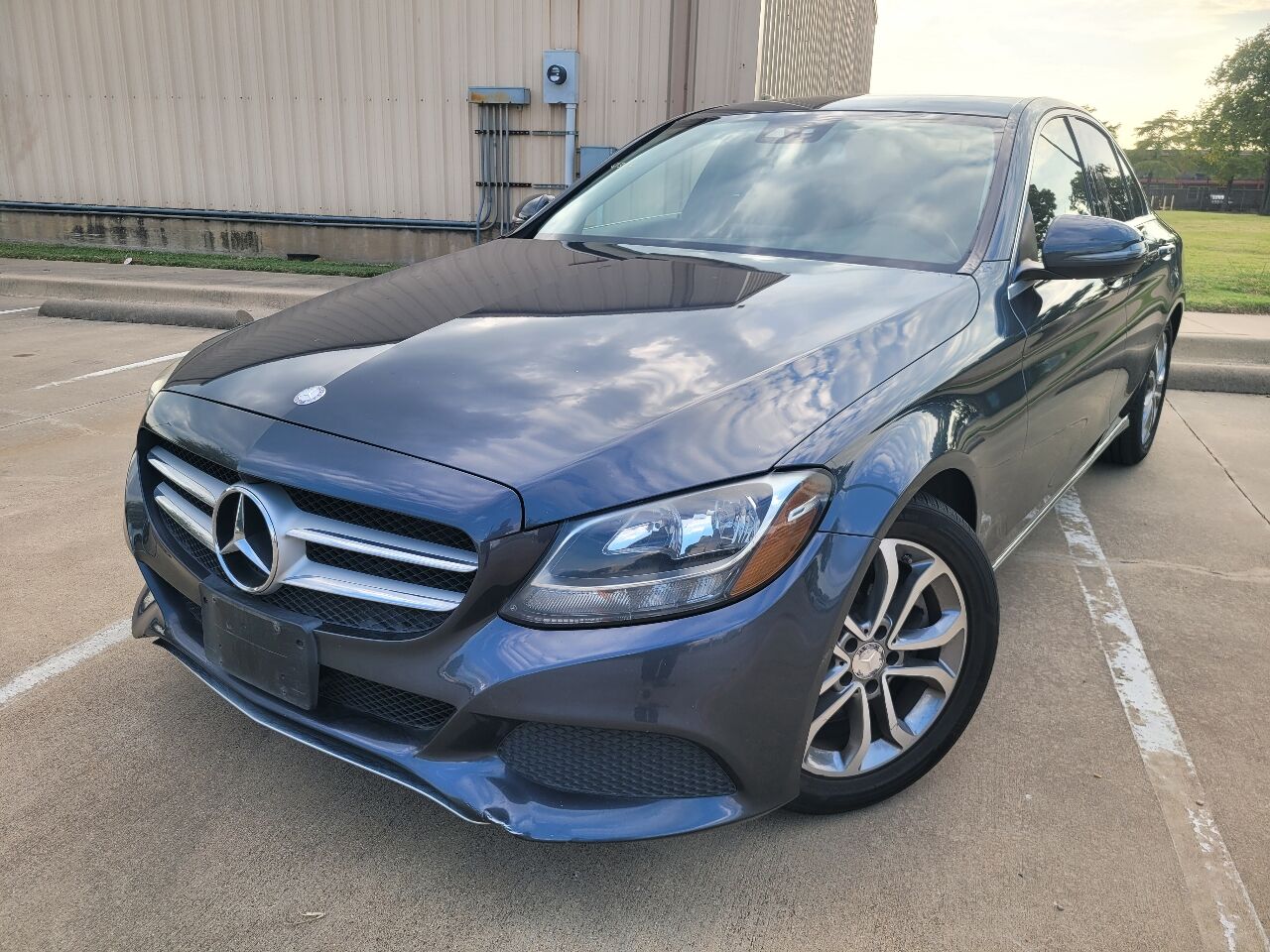 2016 MERCEDES-BENZ C-Class