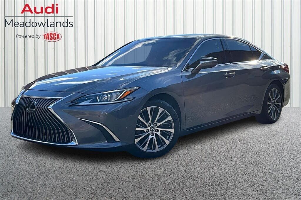 2020 LEXUS ES