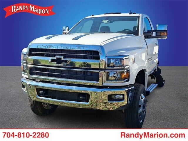 2024 GMC Silverado Medium Duty