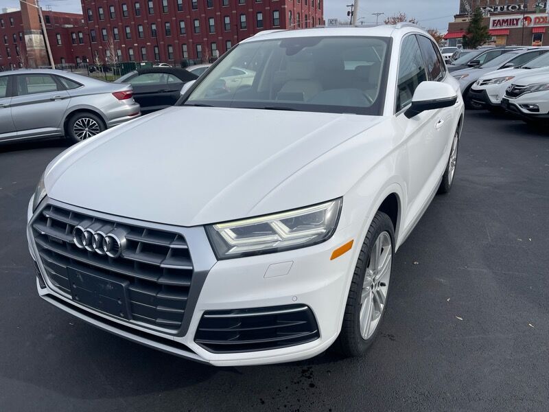 2018 AUDI Q5