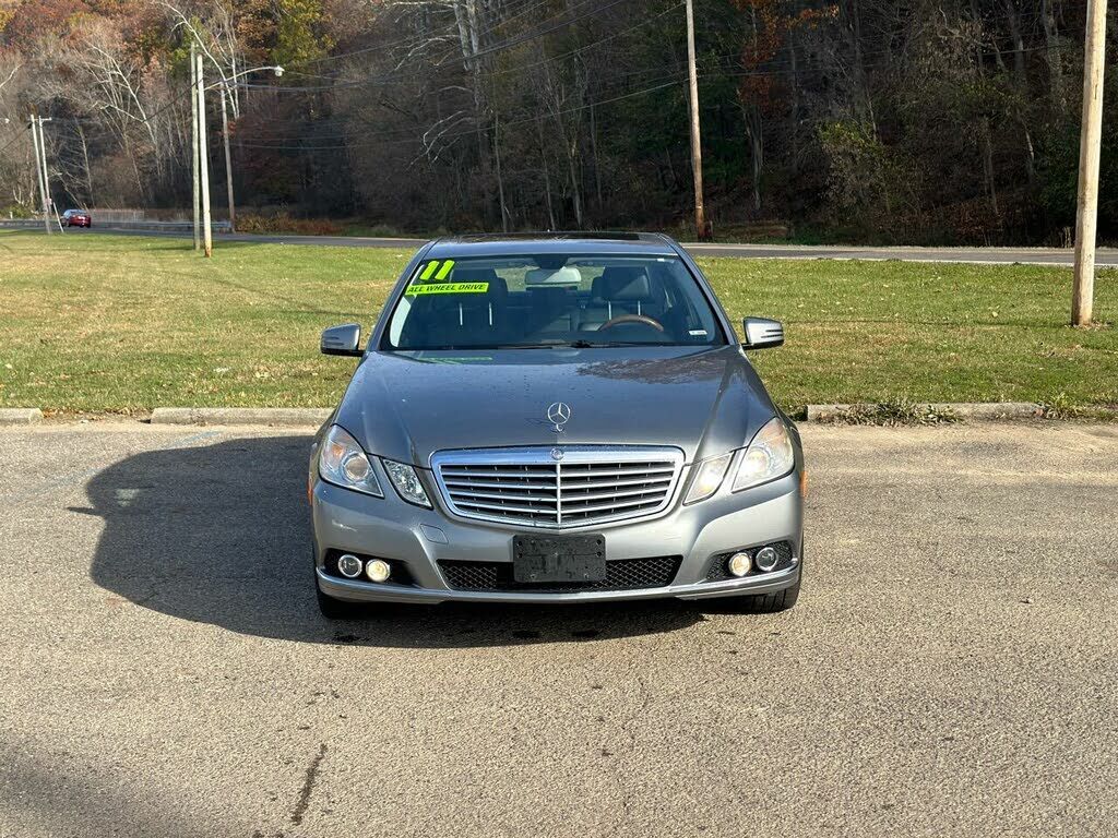 2011 MERCEDES-BENZ E-Class