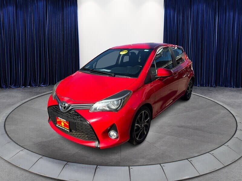 2016 TOYOTA Yaris
