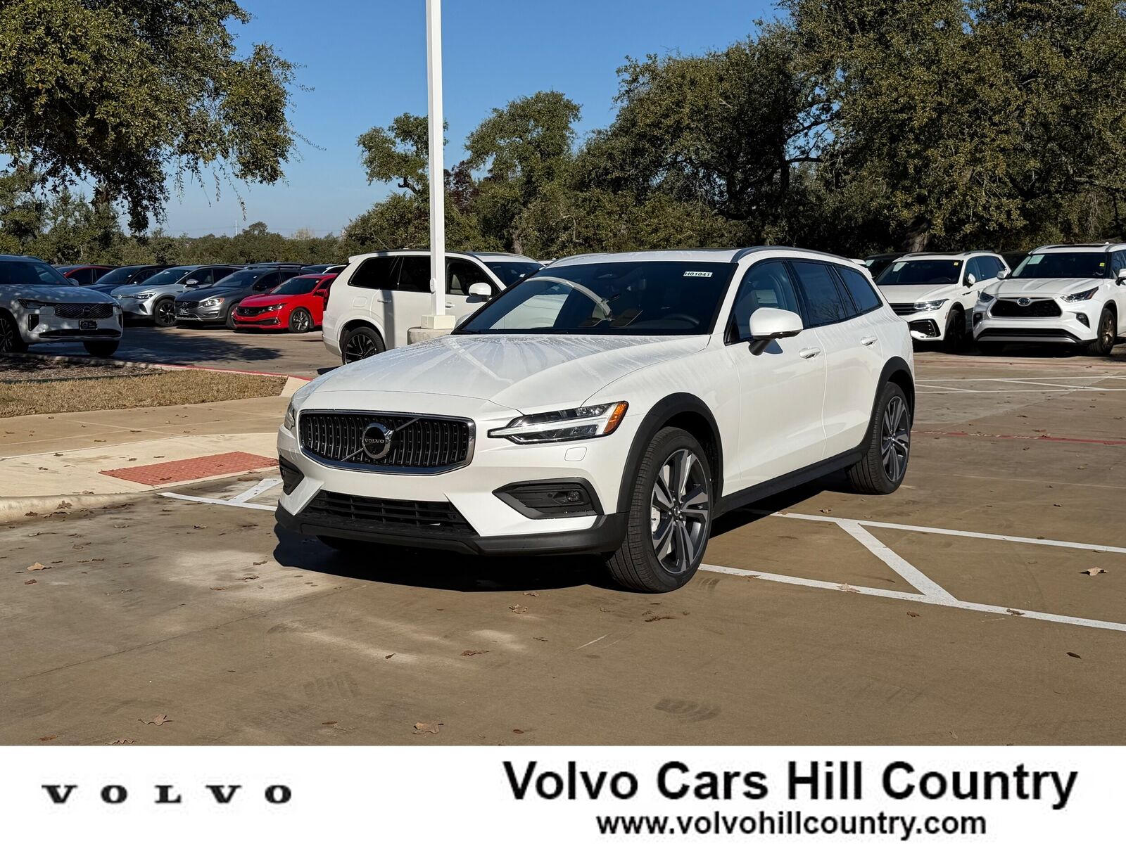 2026 VOLVO V60CC