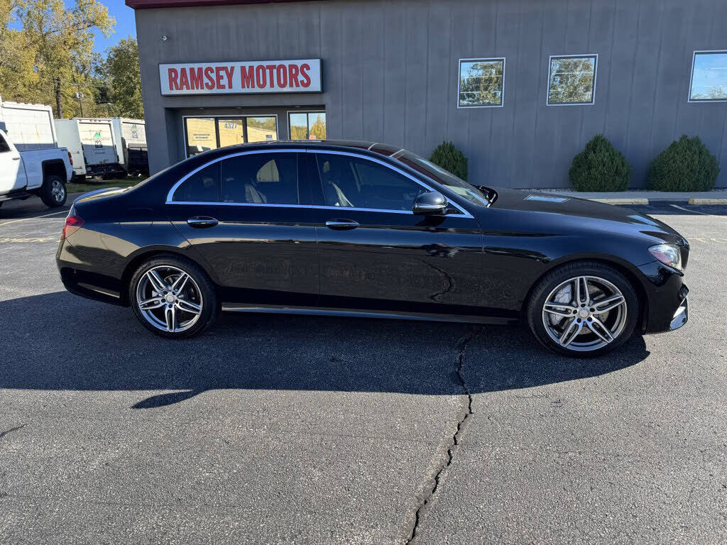 2017 MERCEDES-BENZ E-Class