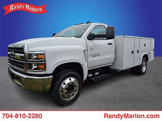 2023 GMC Silverado Medium Duty