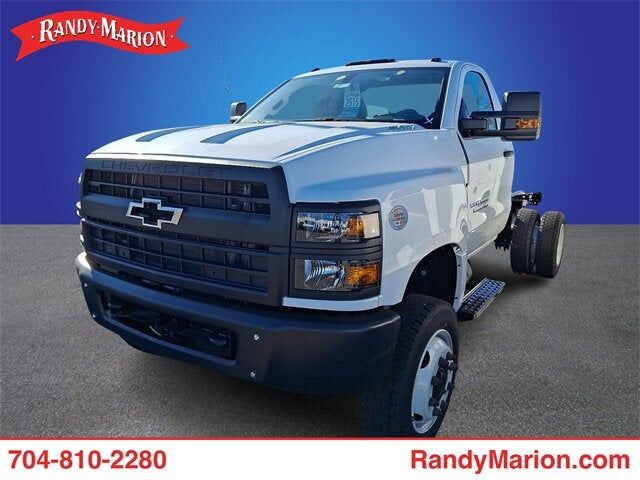 2024 GMC Silverado Medium Duty