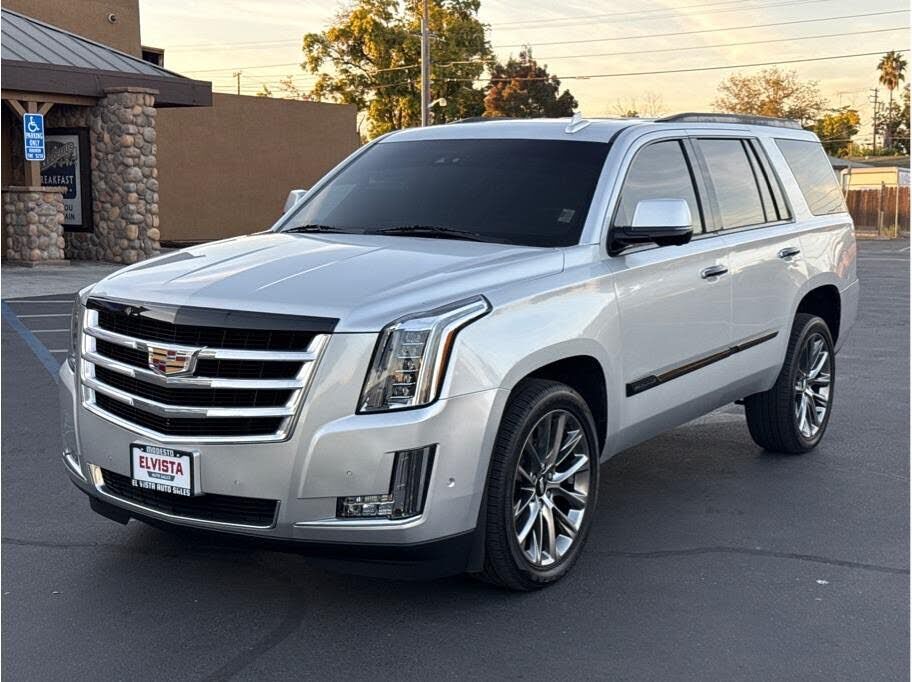 2019 CADILLAC Escalade