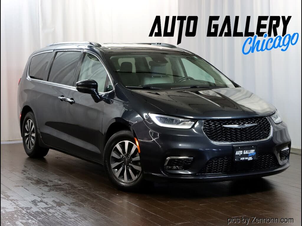 2021 CHRYSLER Pacifica