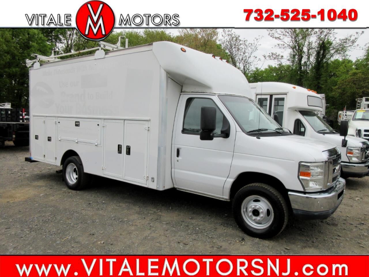 2015 FORD E-450