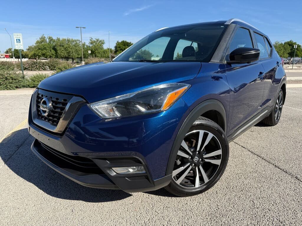 2019 NISSAN Kicks