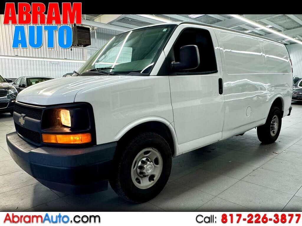 2017 CHEVROLET Express