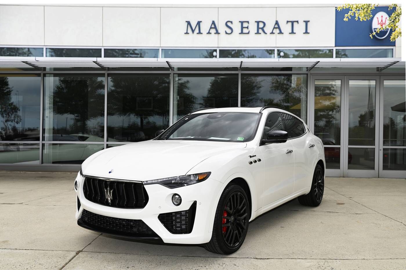 2024 MASERATI Levante