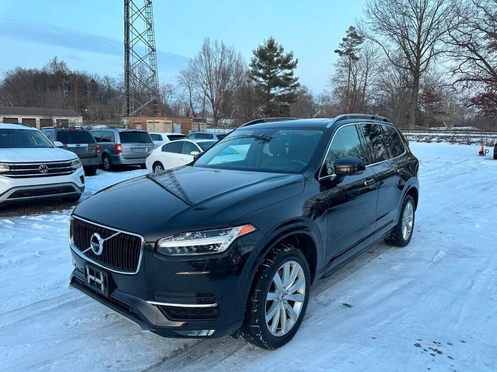 2016 VOLVO XC90
