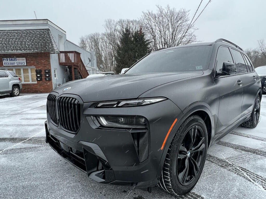 2024 BMW X7