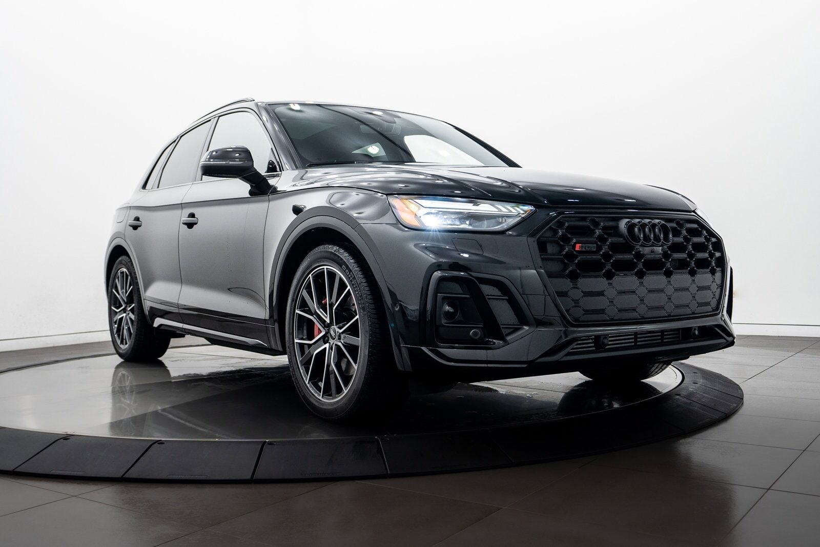 2024 Audi SQ5