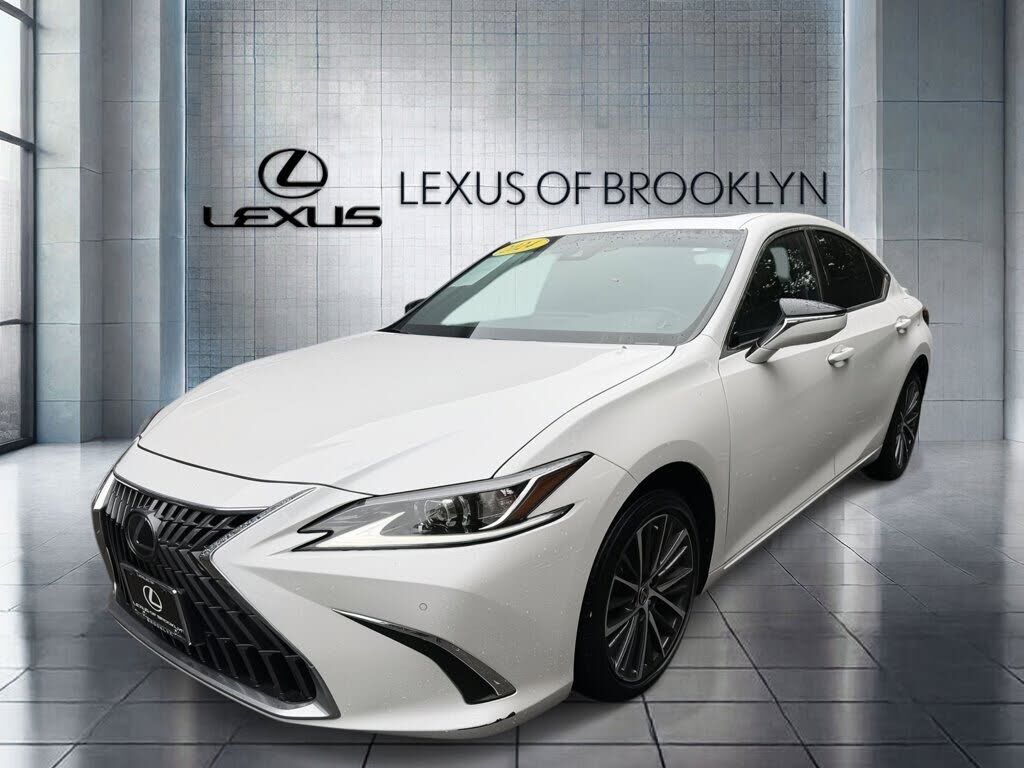2024 LEXUS ES