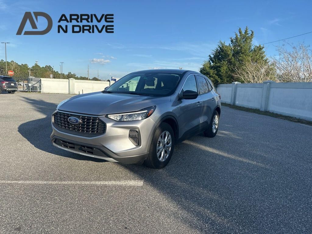 2024 FORD Escape